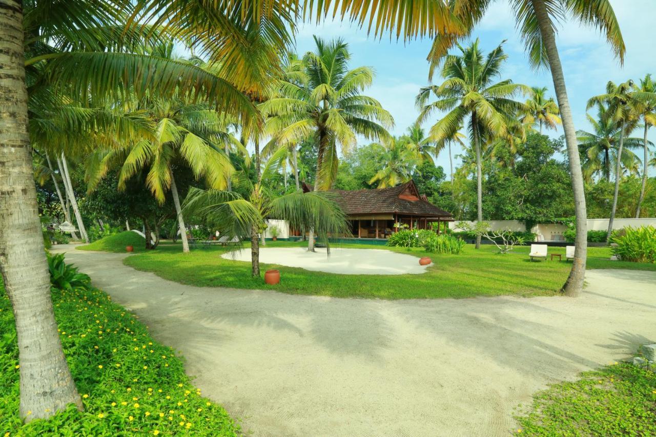 Vismaya Lake Heritage Turavūr Exterior foto